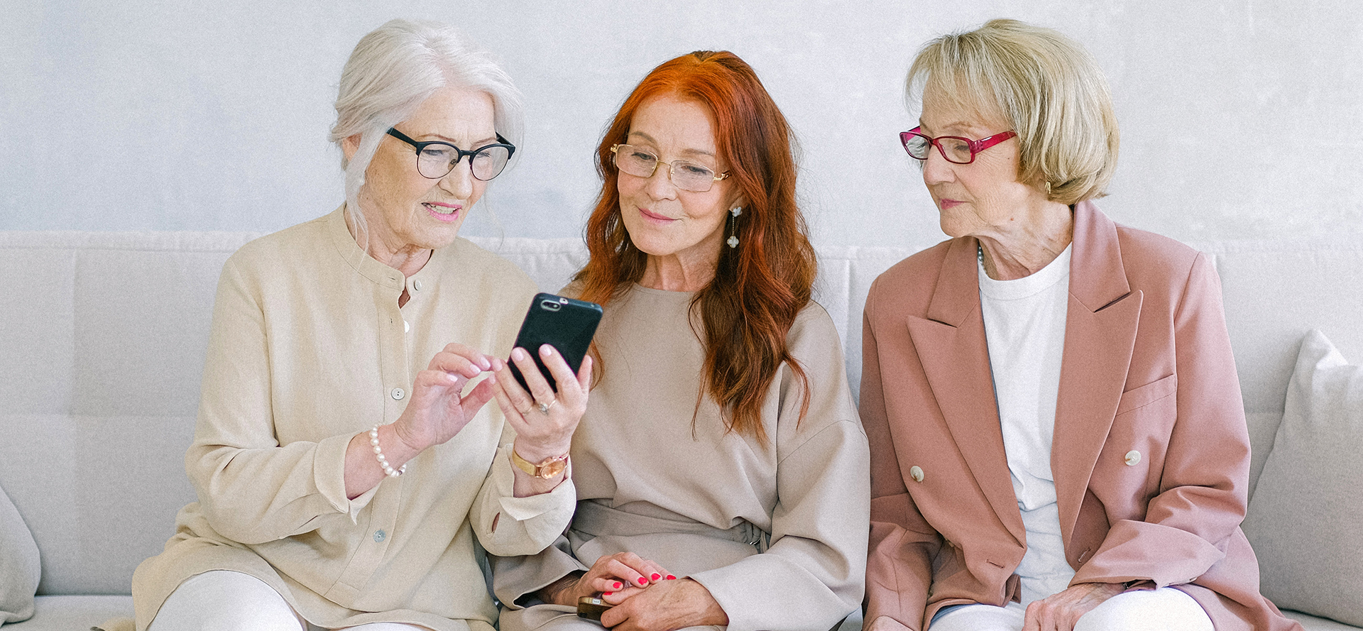 Las abuelas buscan su alma gemela en los sitios de citas online.