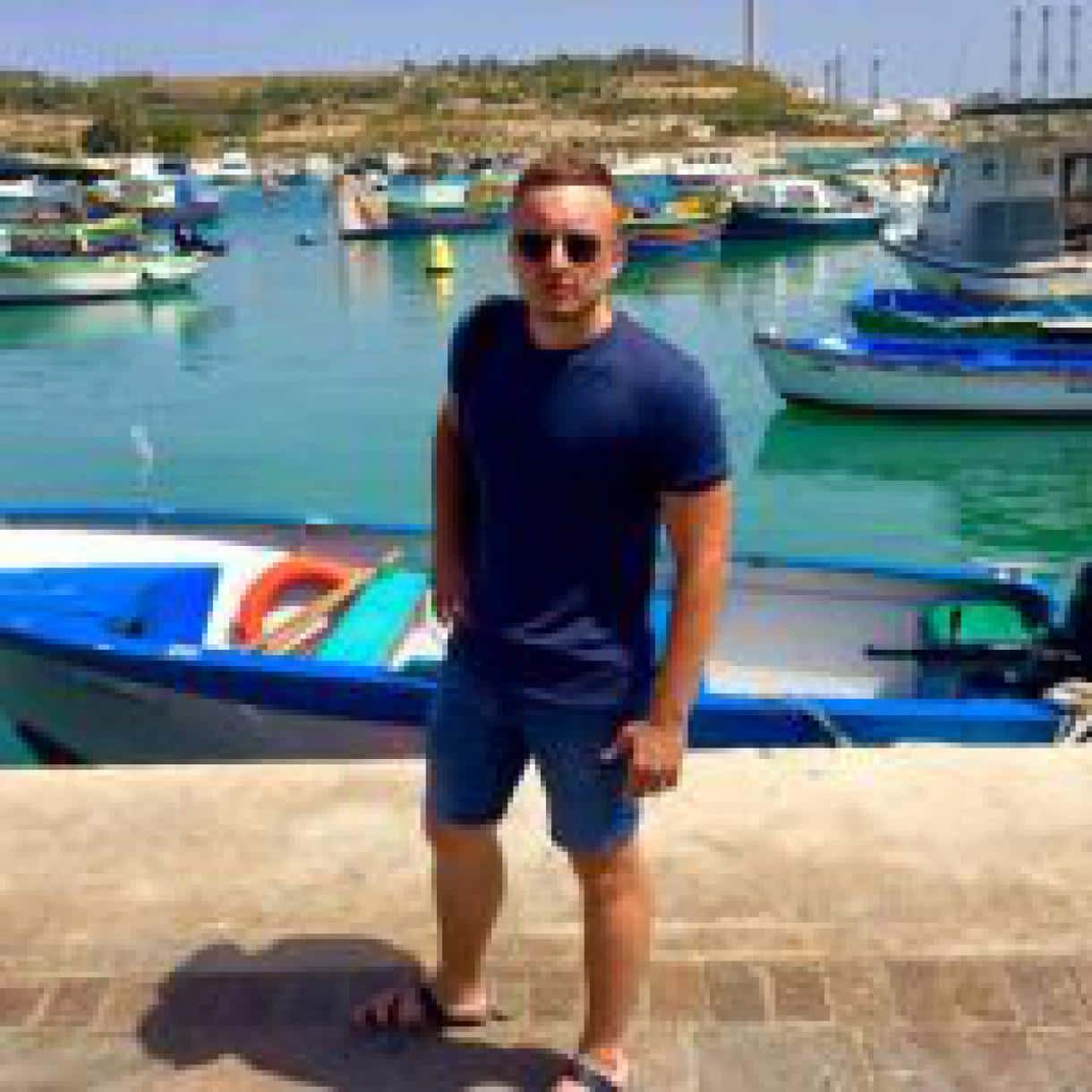 phoenix-personals-meet-local-singles-free-classifieds-at-lovezoid