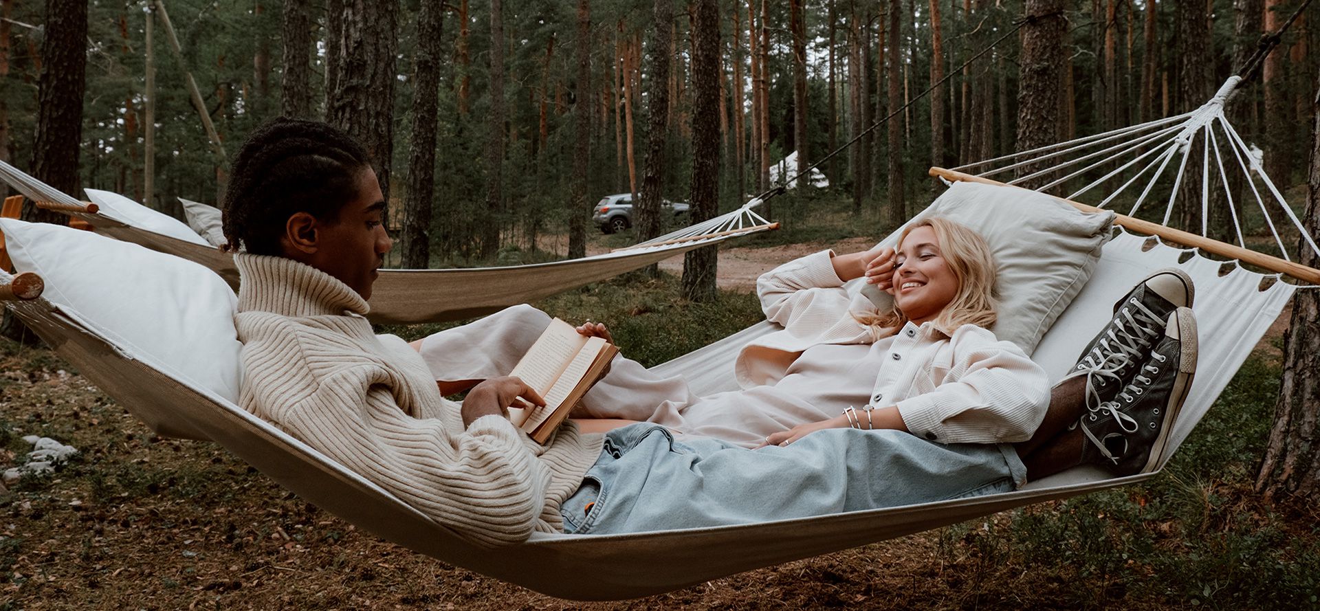 Swirl date in the hammock.