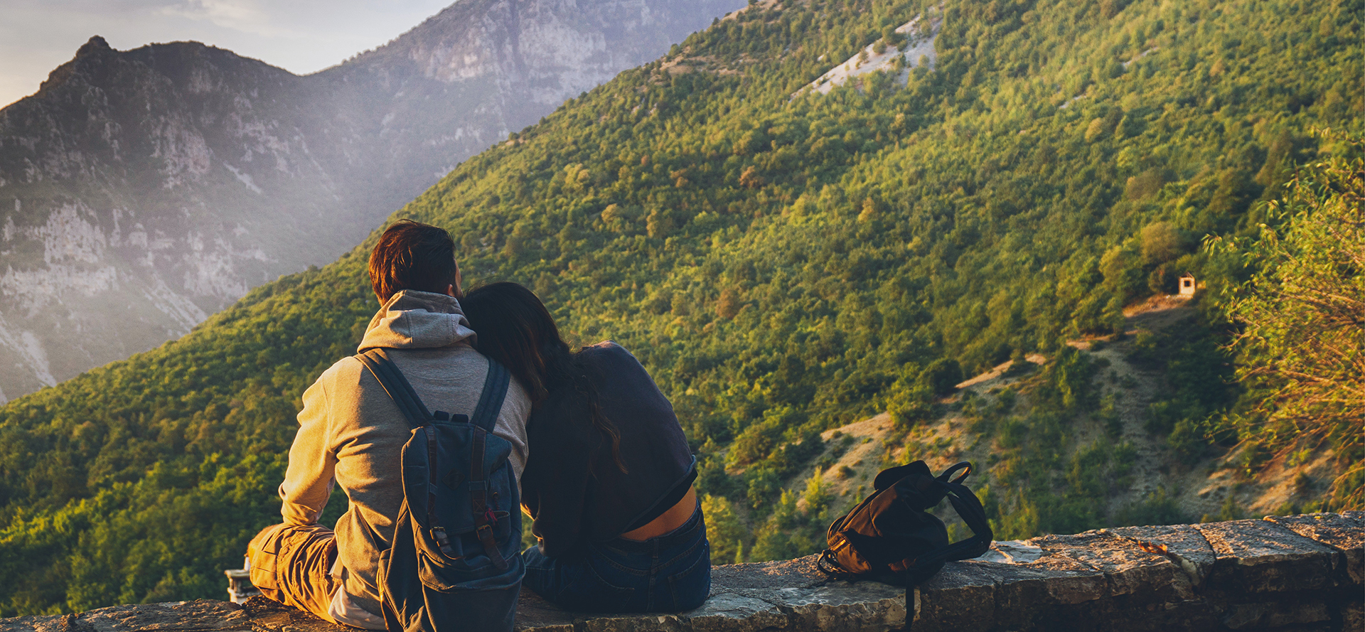 A Colombian singles in the background of the mountains.