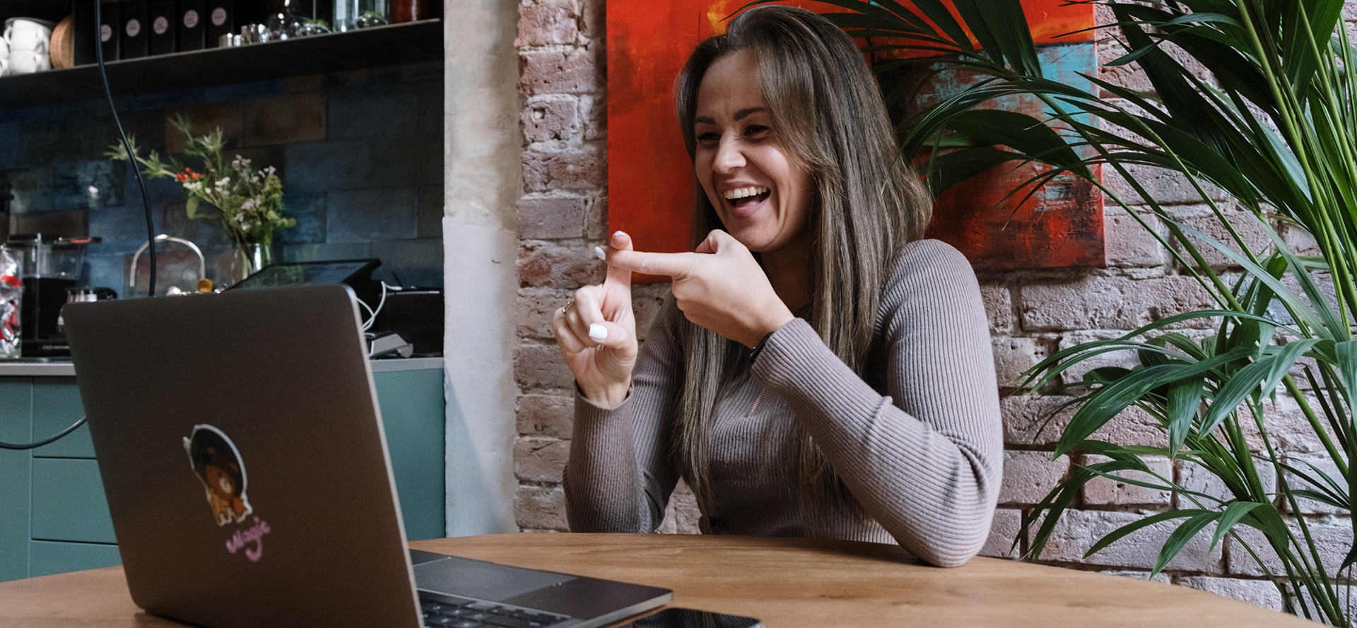 Deaf girl on an online date.