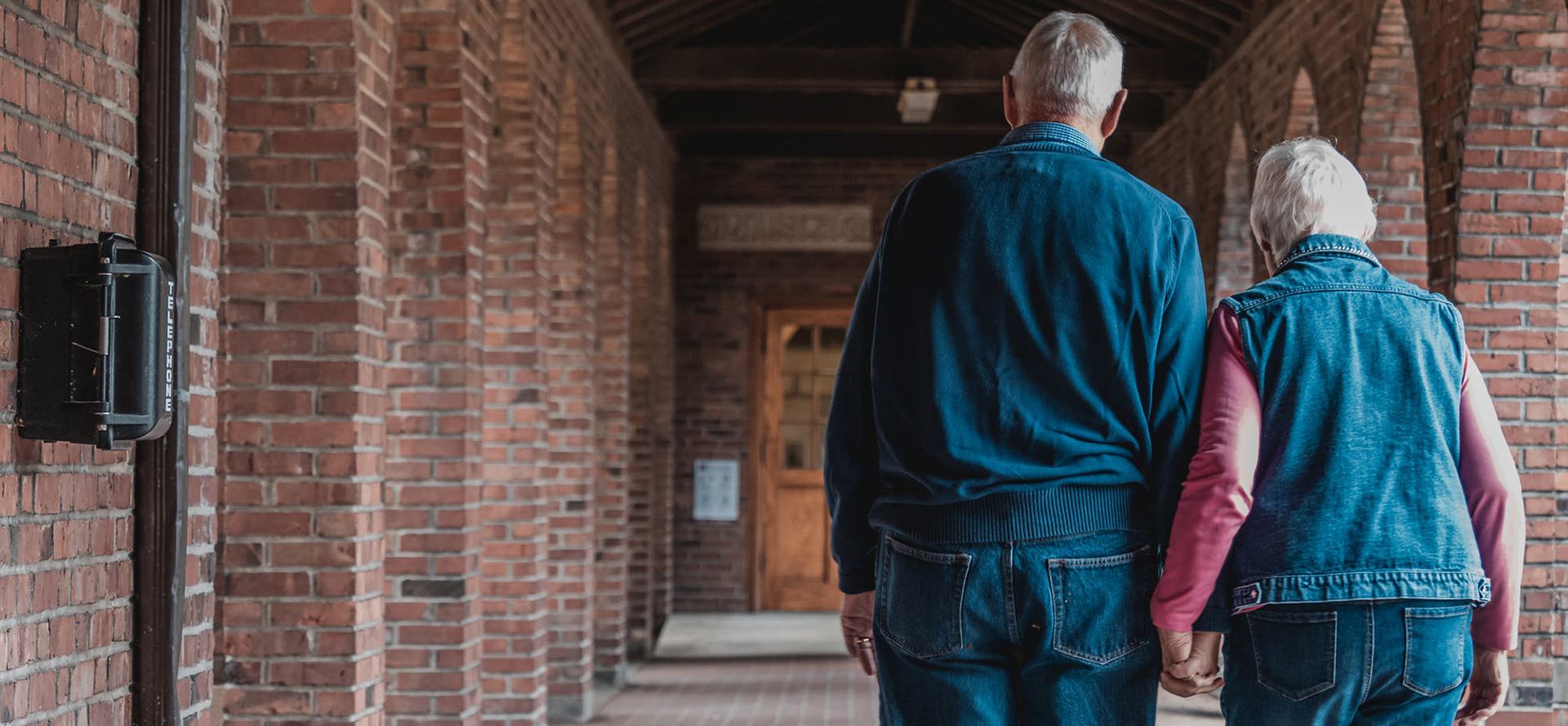 Yaşlılar arkadaş.