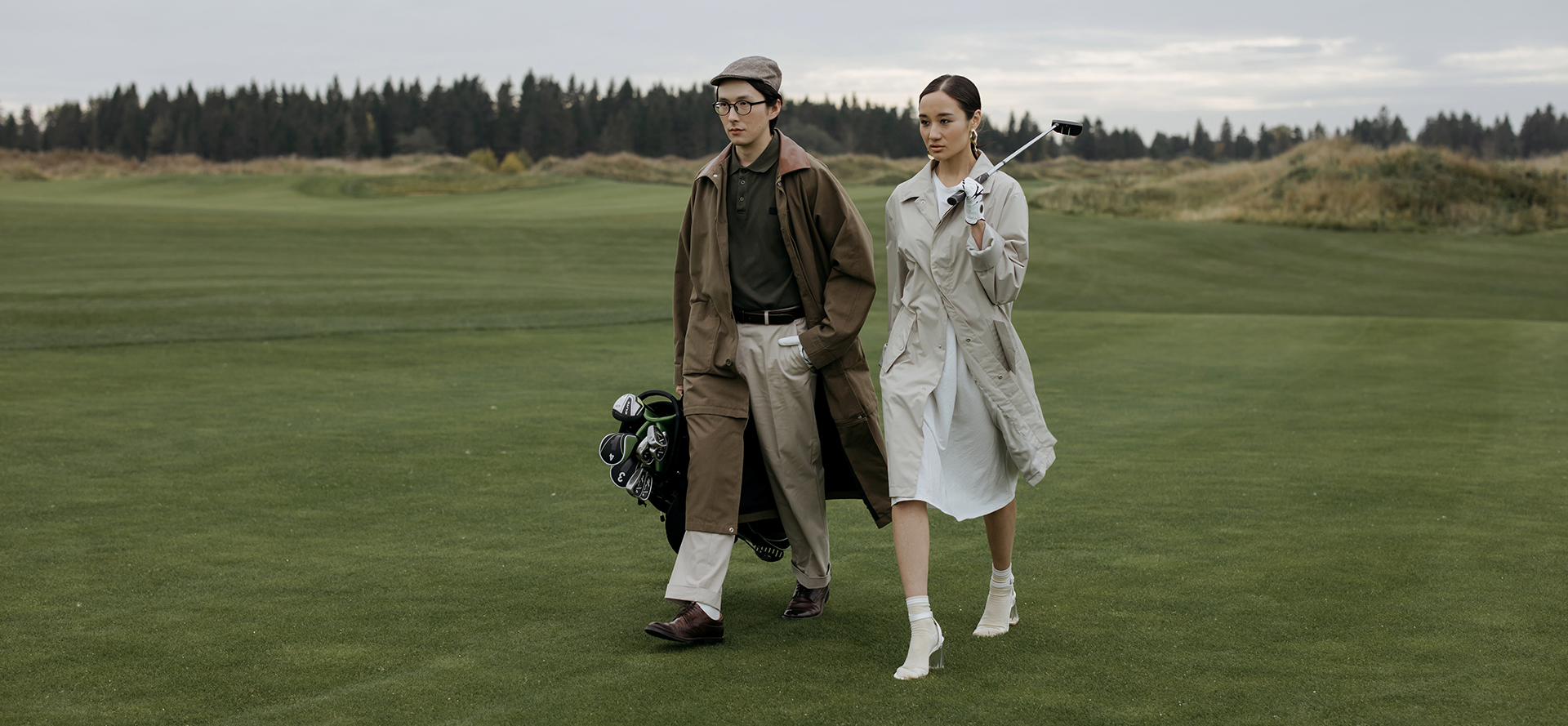 Golfers op een date.