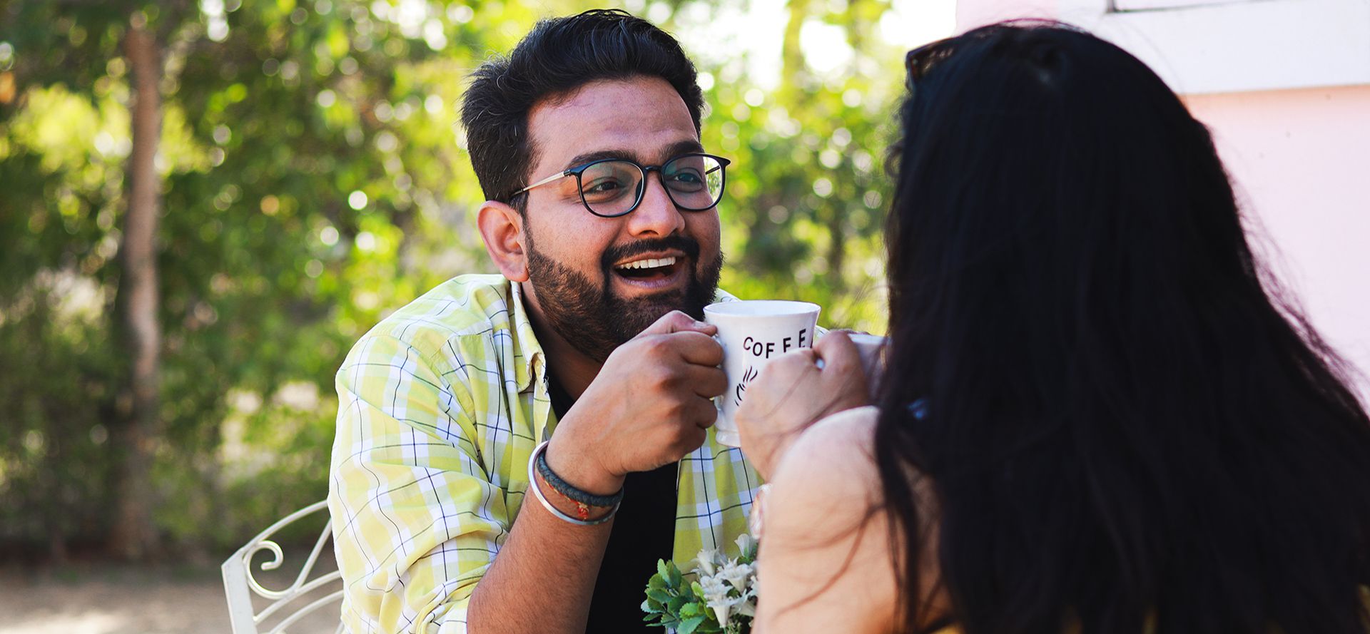 Liberal singles on date in cafe.