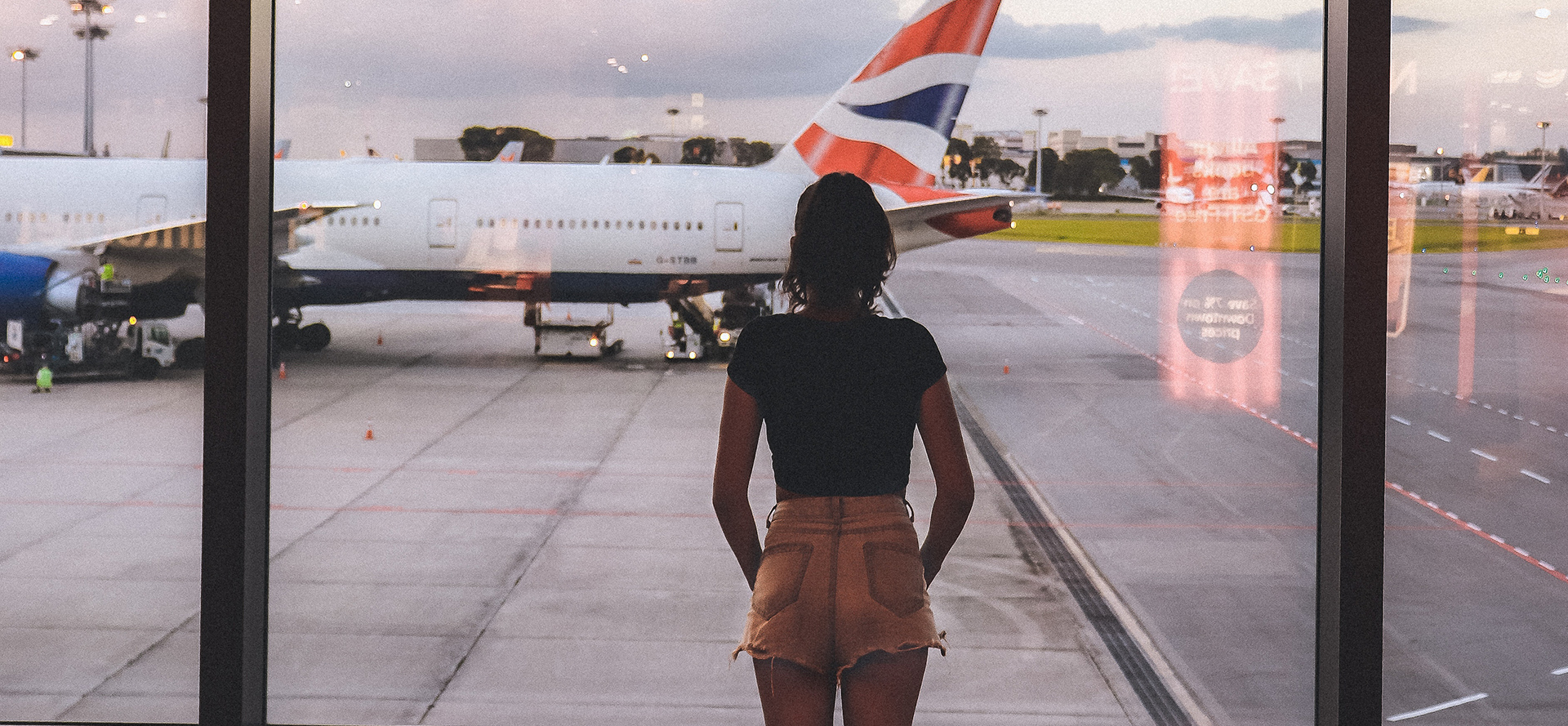 The pilot's girl is waiting for her boyfriend from the flight.